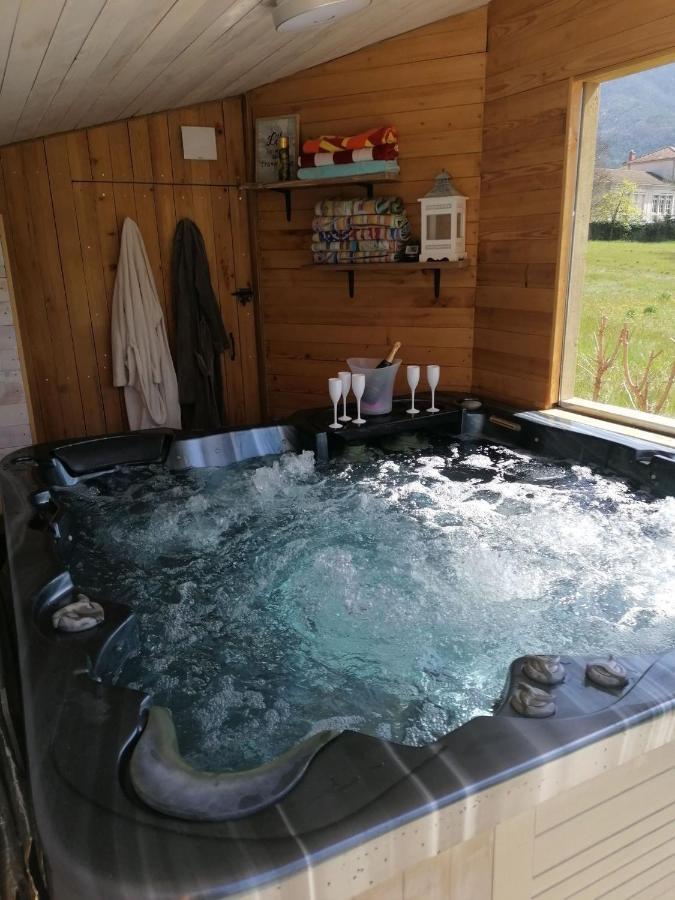 Saillans  Chambre Avec Jacuzzi Privatif "Le Pecher" المظهر الخارجي الصورة